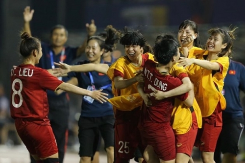 Hạ chủ nhà Philippines, tuyển nữ Việt Nam vào chung kết SEA Games 30