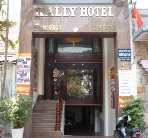 Kh&aacute;ch sạn KALLY HOTEL, 47 đường Ho&agrave;ng Diệu, quận 4, TP Hồ Ch&iacute; Minh, l&agrave; địa điểm xẩy ra vụ việc.