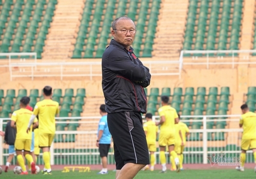 U23 Việt Nam 'gãy cánh', bay thế nào đây thầy Park?
