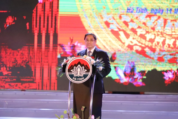 Thủ tướng Chính phủ Phạm Minh Chính tham dự Lễ kỷ niệm 65 năm Ngày Bác Hồ về thăm Hà Tĩnh và 15 năm thành lập thành phố Hà Tĩnh