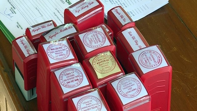 Sử dụng thủ đoạn tinh vi chiếm đoạt hàng tỷ đồng từ ngân hàng Sử dụng thủ đoạn tinh vi chiếm đoạt hàng tỷ đồng từ ngân hàng