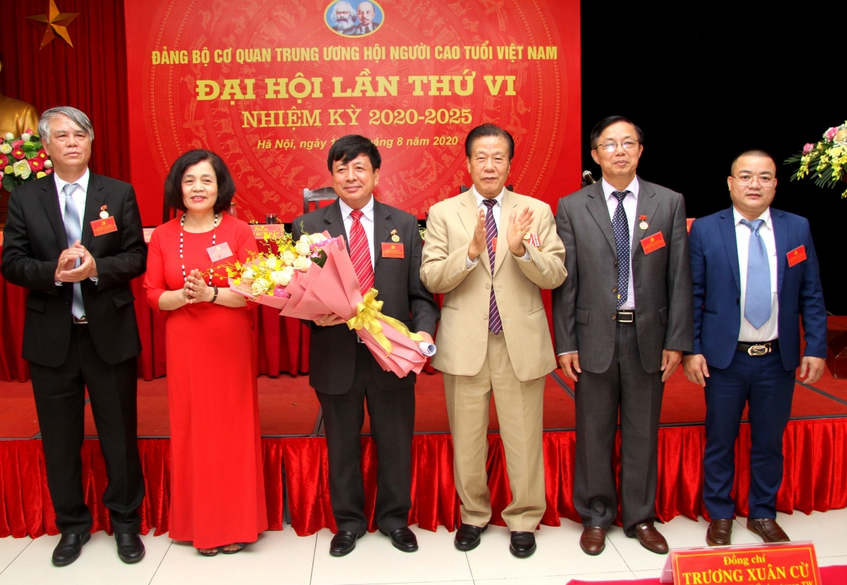 3550 bi thy yyng yy khoa v yam hyu yyc tyng hoa chuc myng bch yyng by myi
