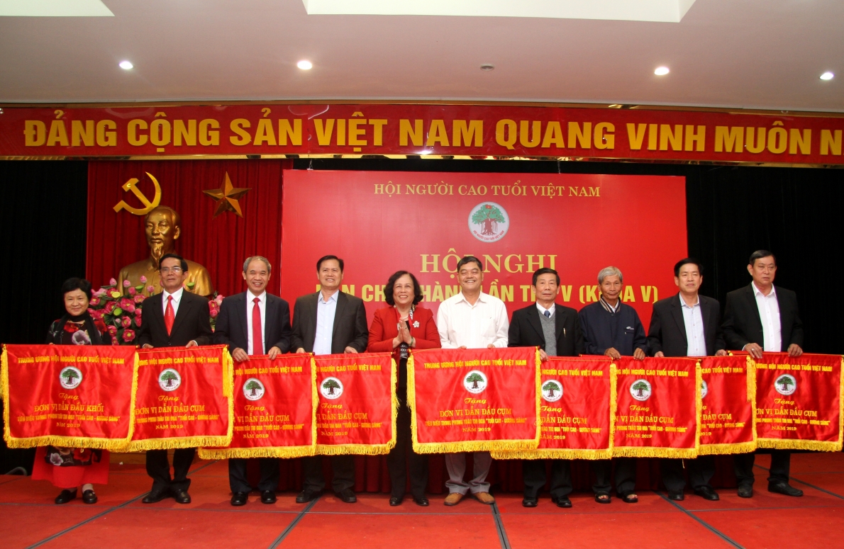 Hội Người cao tuổi không lùi bước trước khó khăn