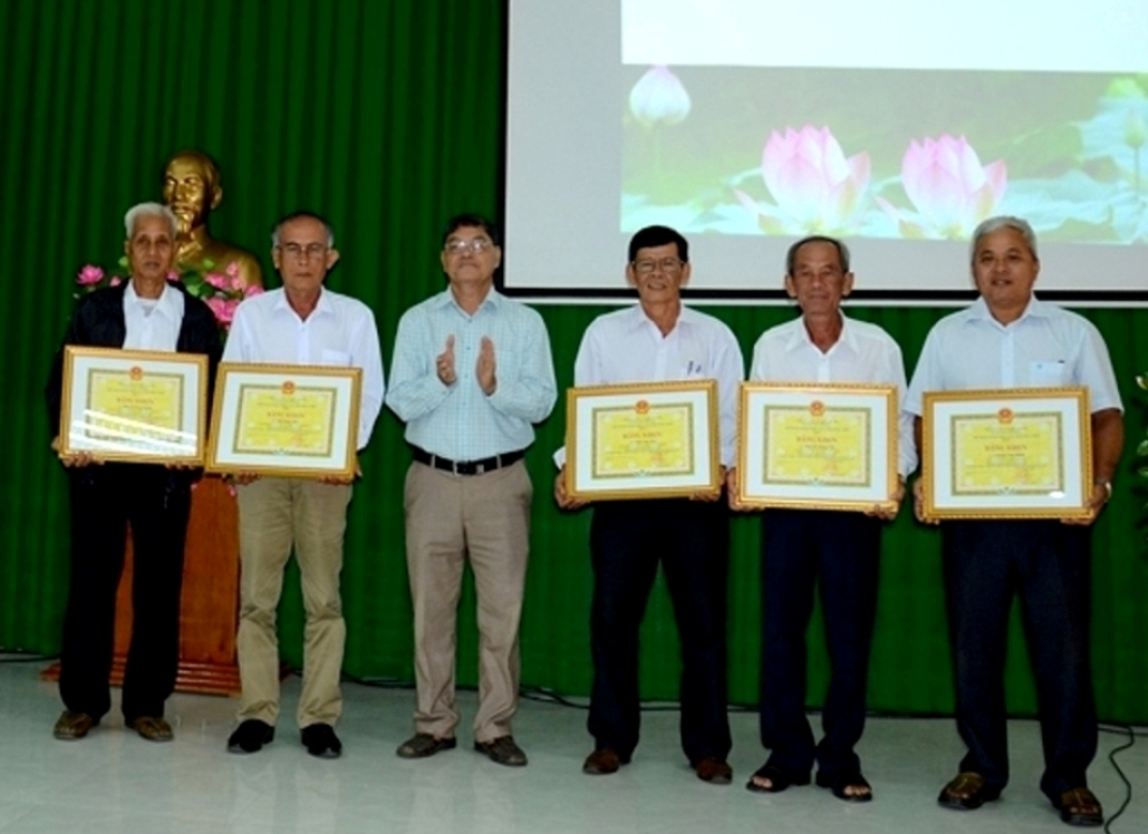 Hội Người cao tuổi không lùi bước trước khó khăn