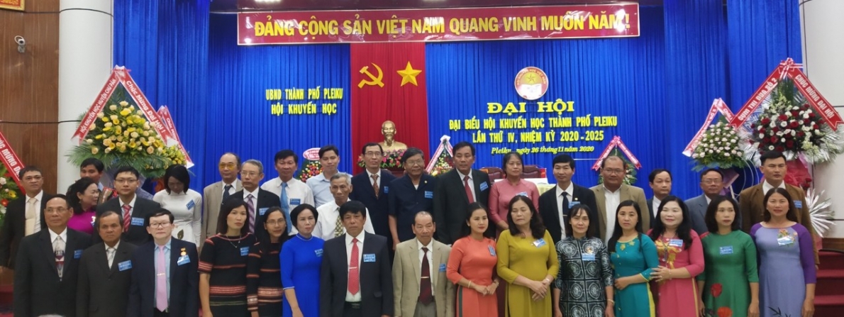 “Bà đỡ” của phong trào khuyến học TP Pleiku