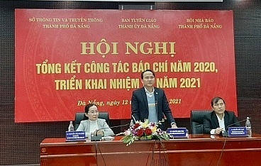 Lãnh đạo Ban Tuyên giáo Thành ủy, Sở Thông tin vàTruyền thông, Hội Nhà báo thành phố đồng chủ trì hội nghị.