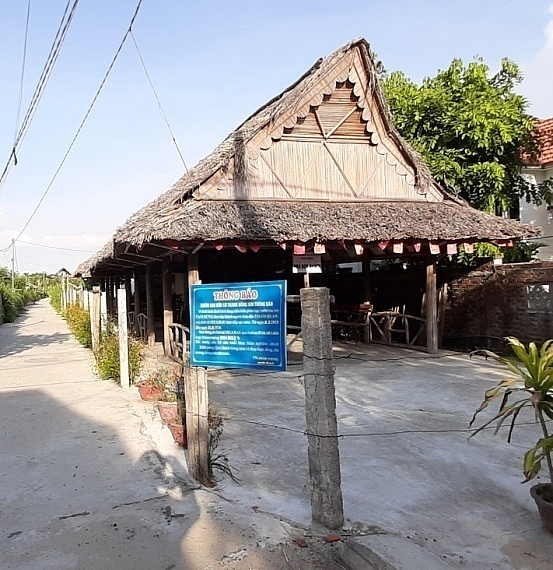 Nhà đón khách của HTX Rau hữu cơ và Du lịch Thanh Đông đóng cửa hơn một năm qua!
