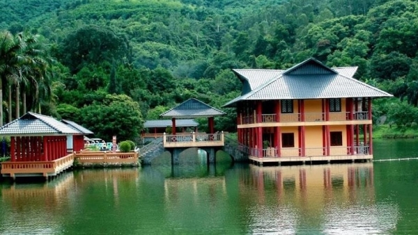 Một lần đến Ao Vua
