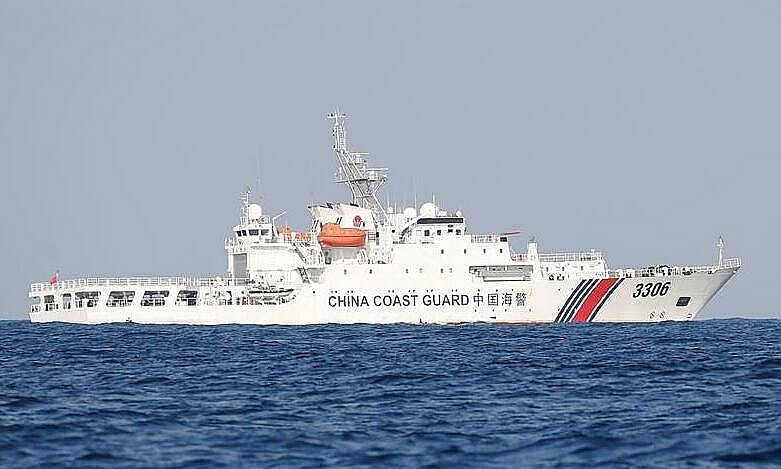 Tàu hải cảnh Trung Quốc tại Biển Đông tháng 4/2017.  Ảnh Reuters