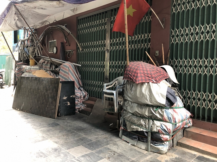 Phải dẹp ngay hành vi lấn chiếm vỉa hè Phải dẹp ngay hành vi lấn chiếm vỉa hè